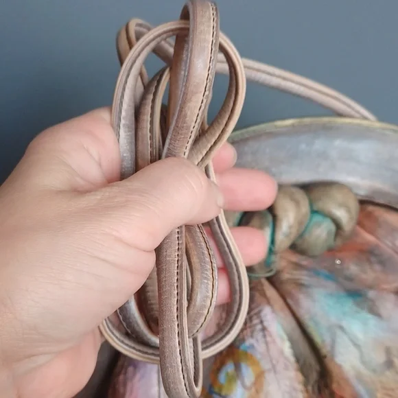 Vintage Jane Yoo Unique Hand  Painted Leather Crossbody - Picture 8 of 16